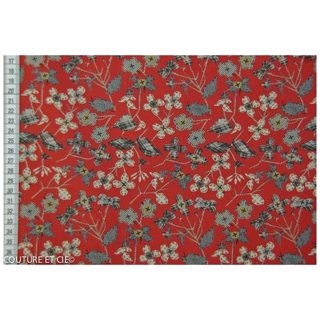 Tissu Liberty Haberdashery rouge, x 10 cm dans Tissus LIBERTY OF LONDON par Couture et Cie