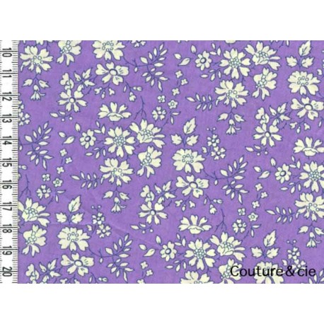 Tissu Liberty Capel violet dans Batistes Tana Lawn par Couture et Cie