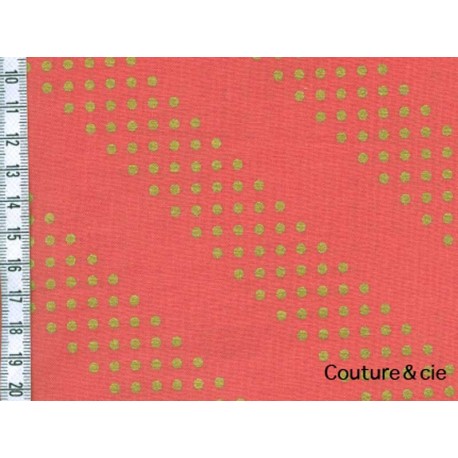 Tissu cotton and steel Dottie corail et or, x10cm dans COTTON + STEEL par Couture et Cie