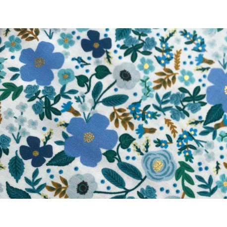 Tissu Rifle Paper Garden Party Wild rose bleu metallic, x10cm dans Rifle Paper Co par Couture et Cie